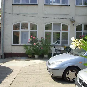 Гостевой дом Garden Szivarvany Utcai Vendeghaz